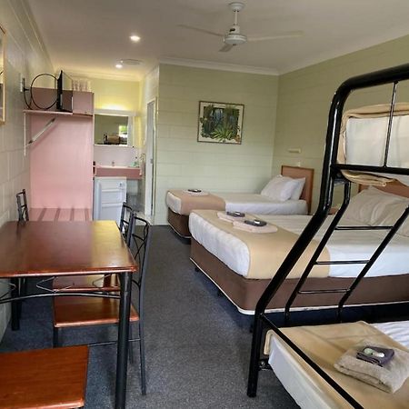 Yungaburra Park Motel Extérieur photo