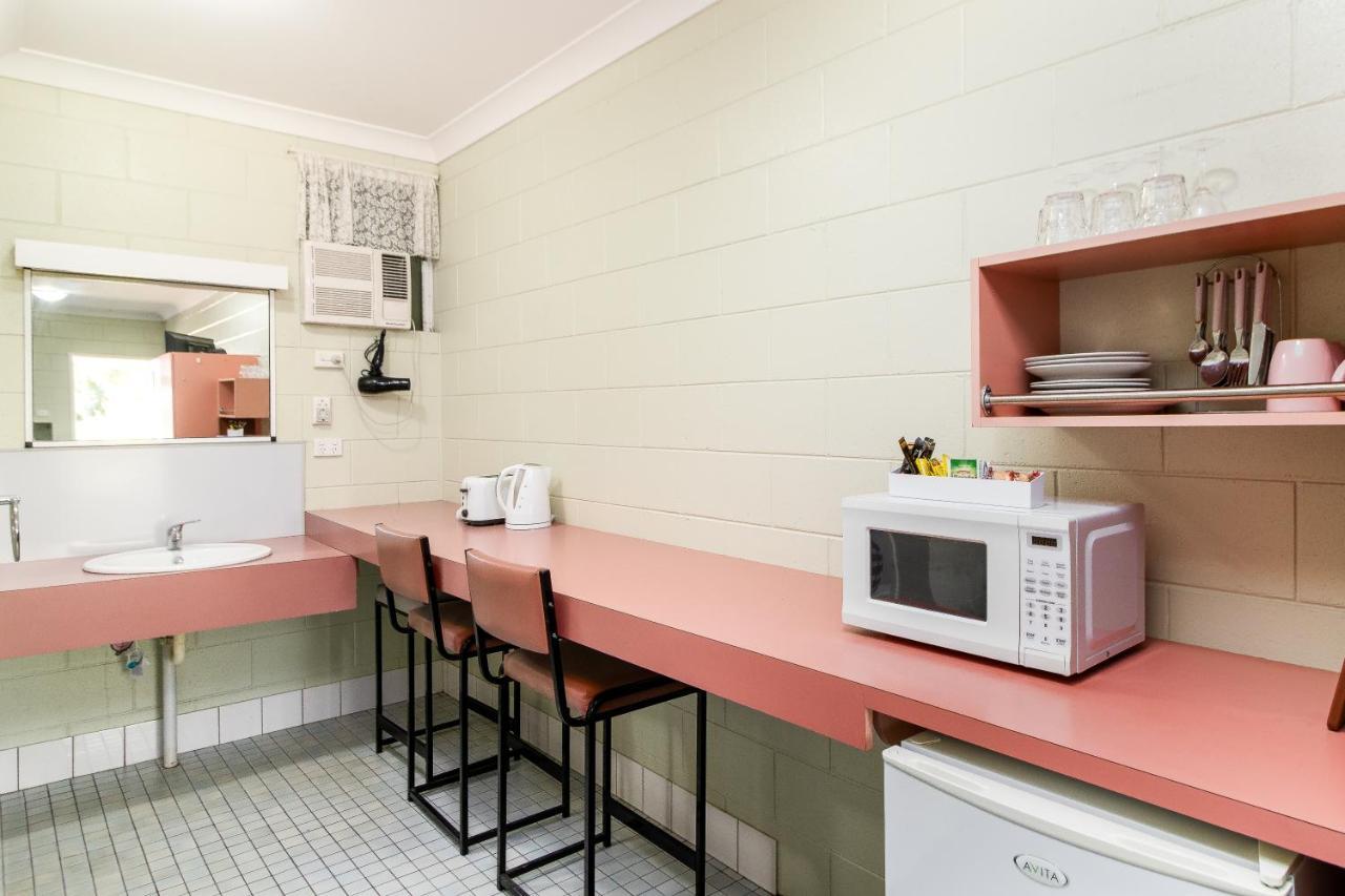 Yungaburra Park Motel Extérieur photo