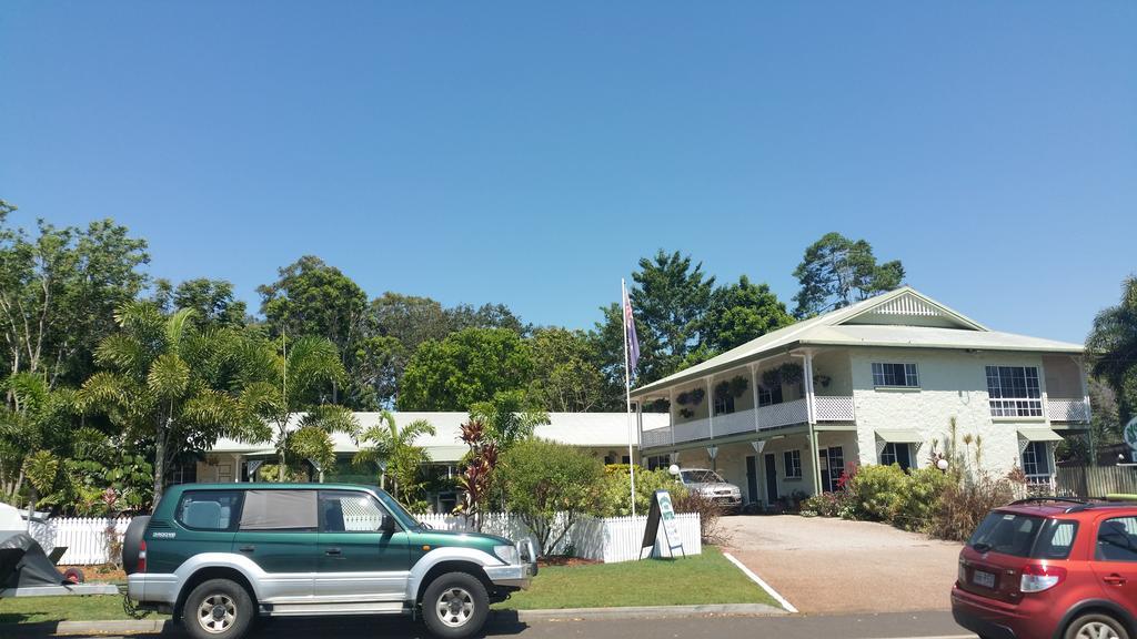 Yungaburra Park Motel Extérieur photo