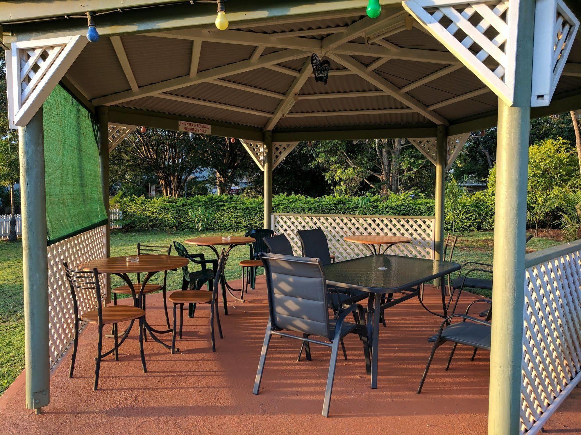 Yungaburra Park Motel Extérieur photo