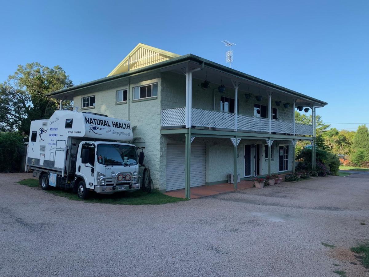Yungaburra Park Motel Extérieur photo